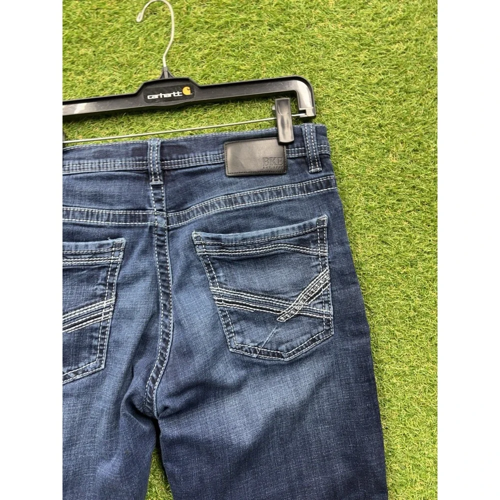 BKE Jeans Mens 34x30 Tyler Straight Dark Wash Buckle Stretch Denim Y2K Workwear